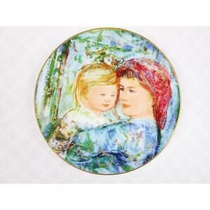 Edna Hibel Mother's Day Plate, 1991 Collectors